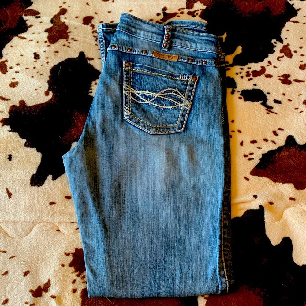 Cowgirl tuff jeans